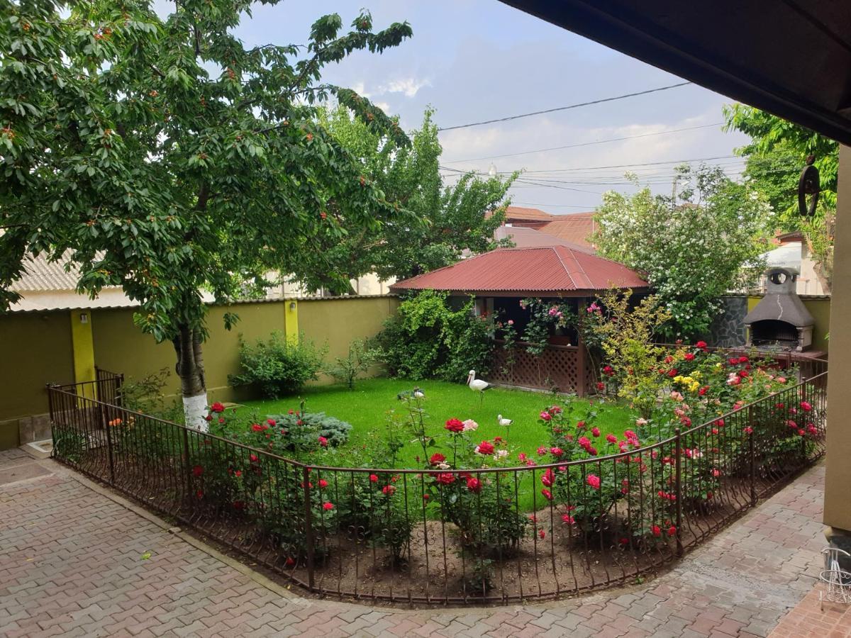 Două Mai Villa Mugur מראה חיצוני תמונה