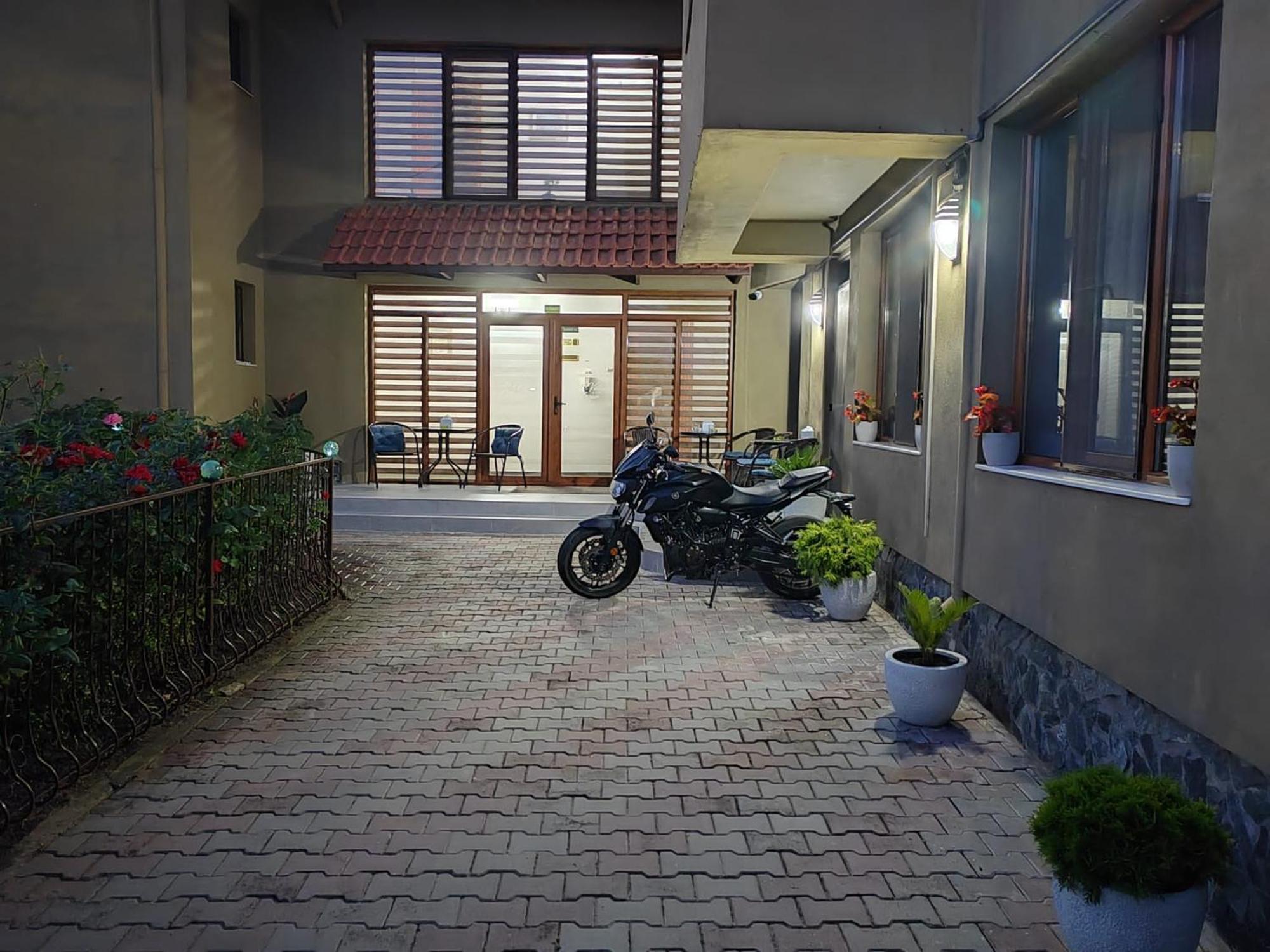 Două Mai Villa Mugur מראה חיצוני תמונה