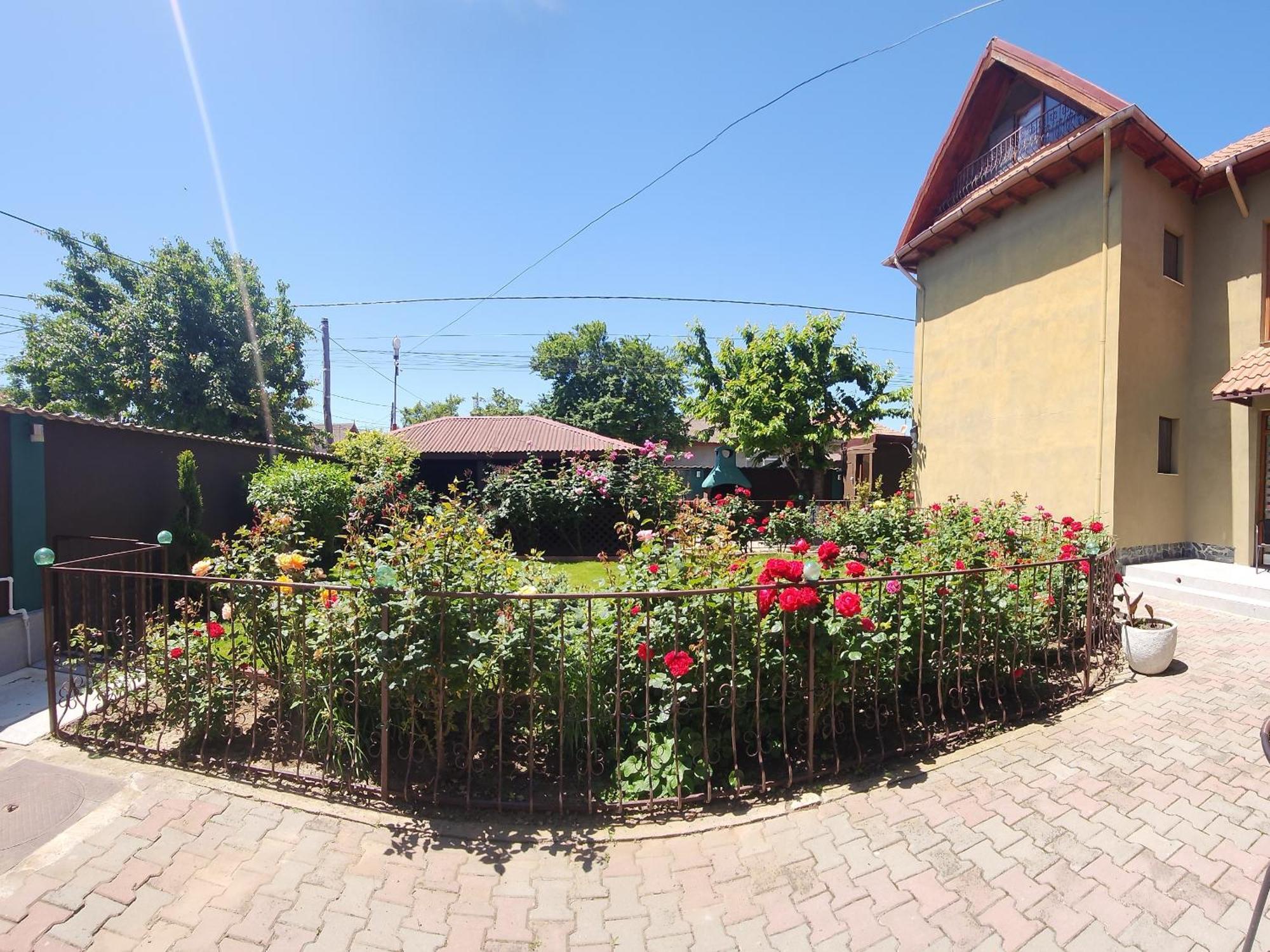 Două Mai Villa Mugur מראה חיצוני תמונה