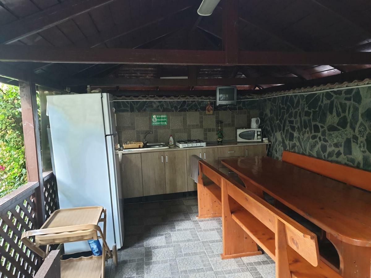 Două Mai Villa Mugur מראה חיצוני תמונה